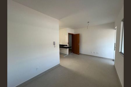 Apartamento à venda com 3 quartos, 79m² em Santa Rosa, Belo Horizonte