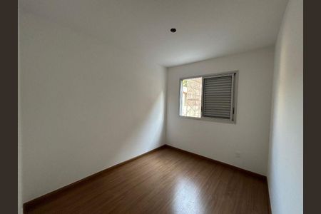 Apartamento à venda com 3 quartos, 79m² em Santa Rosa, Belo Horizonte