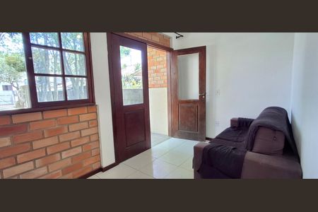 Sala de apartamento para alugar com 1 quarto, 41m² em Rio Tavares, Florianópolis
