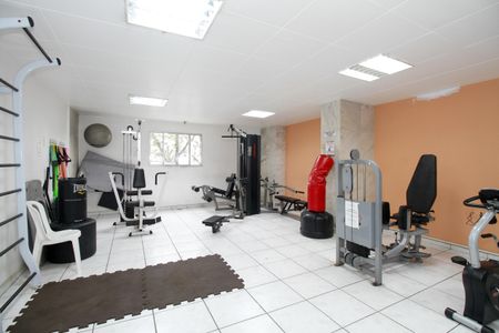 Apartamento à venda com 87m², 3 quartos e 1 vaga Apartamento à venda com 87m², 3 quartos e 1 vagaÁrea Comum - Academia