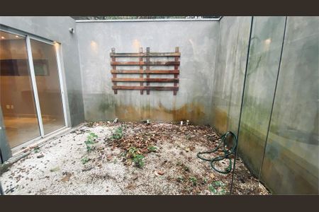 Casa à venda com 178m², 3 quartos e 2 vagas