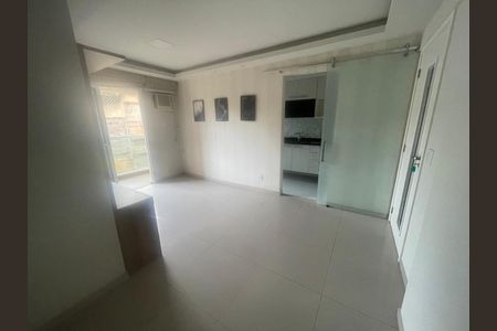 Apartamento à venda com 3 quartos, 65m² em Fátima, Niterói