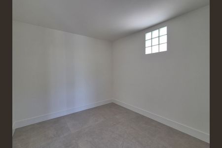 Casa de condomínio à venda com 440m², 5 quartos e 2 vagasCloset Suíte 4