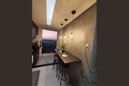 Apartamento à venda com 2 quartos, 40m² em Km 18, Osasco