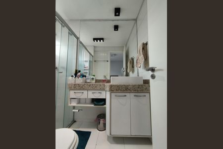 Apartamento à venda com 104m², 3 quartos e 2 vagasBanheiro da Suíte