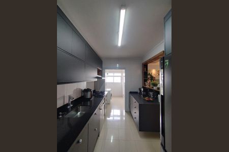 Apartamento à venda com 104m², 3 quartos e 2 vagasCozinha 