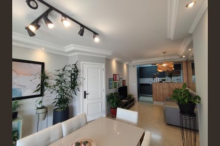 Sala de apartamento à venda com 3 quartos, 104m² em Vila Gumercindo, São Paulo