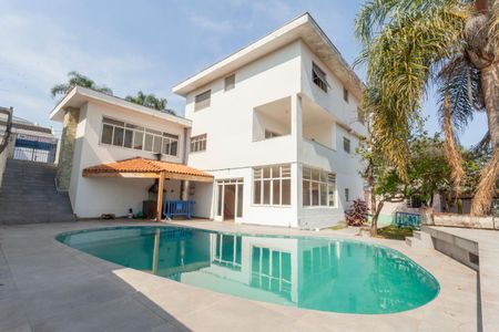 Casa à venda com 420m², 4 quartos e 6 vagasPiscina