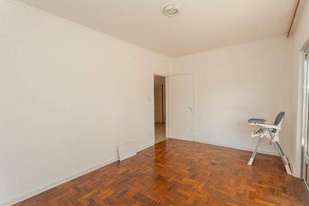 Casa à venda com 420m², 4 quartos e 6 vagasSala 2