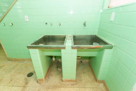 Casa à venda com 420m², 4 quartos e 6 vagasÁrea de Serviço