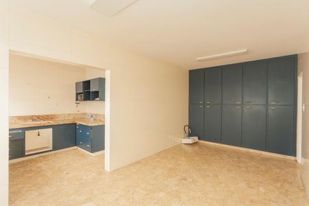 Casa à venda com 420m², 4 quartos e 6 vagasCopa