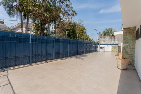 Casa à venda com 420m², 4 quartos e 6 vagasGaragem