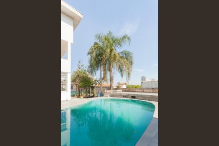 Casa à venda com 420m², 4 quartos e 6 vagasPiscina