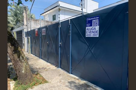 Casa à venda com 420m², 4 quartos e 6 vagasFachada