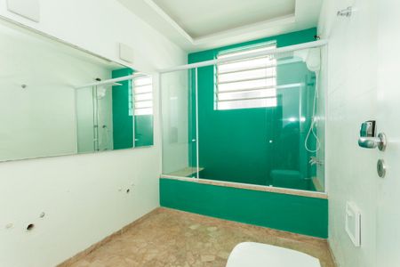 Casa à venda com 420m², 4 quartos e 6 vagasBanheiro Social