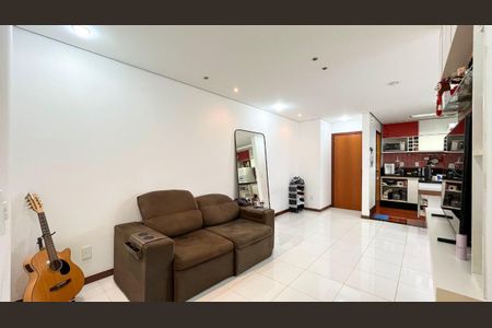 Apartamento à venda com 90m², 2 quartos e 2 vagas Apartamento à venda com 90m², 2 quartos e 2 vagasFoto 02