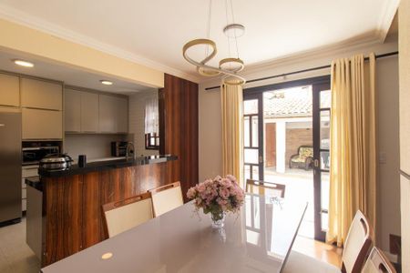 Casa para alugar com 170m², 3 quartos e 3 vagasCozinha