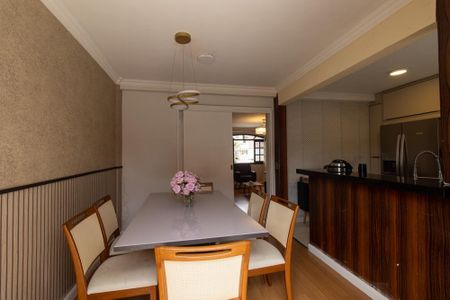 Casa para alugar com 170m², 3 quartos e 3 vagasCozinha