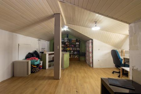 Casa para alugar com 170m², 3 quartos e 3 vagasÁtico