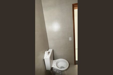 Casa à venda com 125m², 3 quartos e 2 vagasBanheiro