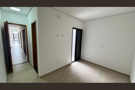 Casa à venda com 125m², 3 quartos e 2 vagasSuite