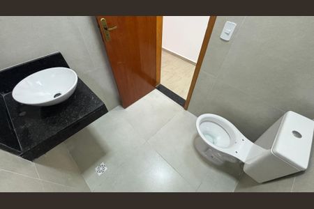 Casa à venda com 125m², 3 quartos e 2 vagasBanheiro da Suíte