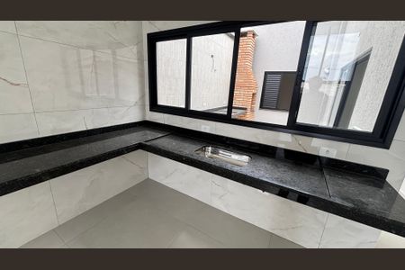 Casa à venda com 125m², 3 quartos e 2 vagasCozinha