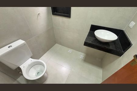 Casa à venda com 125m², 3 quartos e 2 vagasBanheiro da Suíte