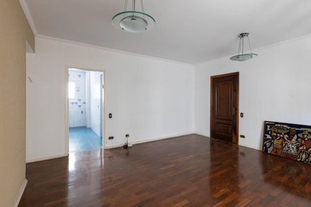 Apartamento à venda com 99m², 2 quartos e 1 vagaSala