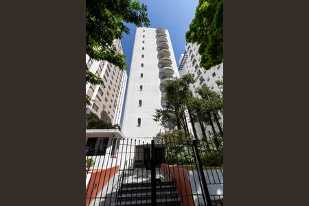 Apartamento à venda com 99m², 2 quartos e 1 vagaFachada