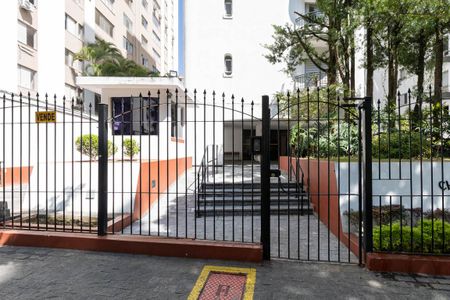 Apartamento à venda com 99m², 2 quartos e 1 vagaFachada