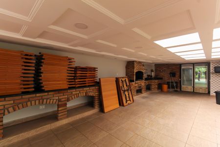 Apartamento à venda com 77m², 3 quartos e 1 vaga Apartamento à venda com 77m², 3 quartos e 1 vagaÁrea comum - Churrasqueira