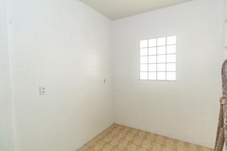 Apartamento para alugar com 75m², 3 quartos e sem vagaCozinha e Área de Serviço