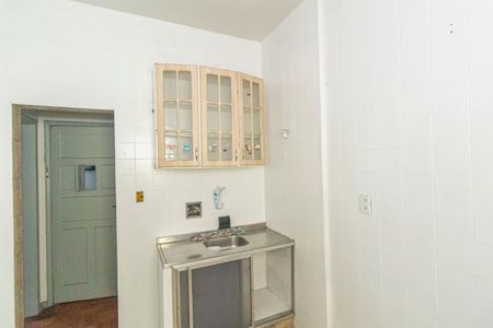 Apartamento para alugar com 75m², 3 quartos e sem vagaCozinha e Área de Serviço
