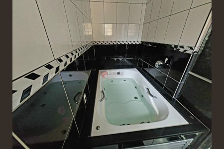 Casa à venda com 3 quartos, 150m² em Jardim Piqueroby, São Paulo