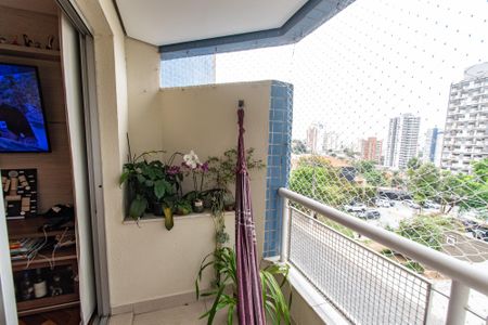 Apartamento à venda com 94m², 3 quartos e 2 vagasVaranda