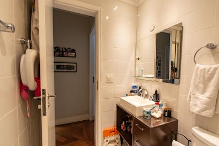 Apartamento à venda com 94m², 3 quartos e 2 vagasBanheiro