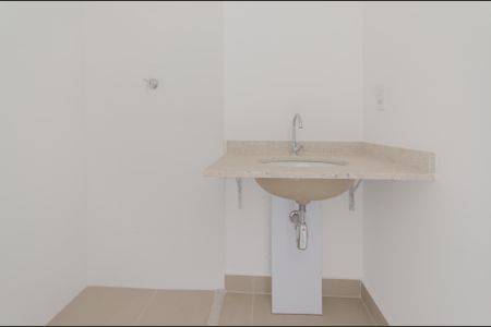 Banheiro de kitnet/studio à venda com 1 quarto, 23m² em Vila Mariana, São Paulo