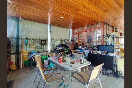 Apartamento à venda com 245m², 5 quartos e 1 vaga Apartamento à venda com 245m², 5 quartos e 1 vagaÁrea gourmet