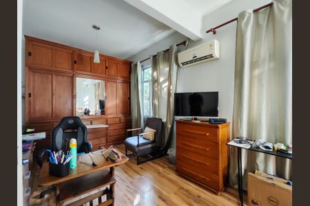 Apartamento à venda com 245m², 5 quartos e 1 vagaQuarto 1