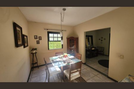 Casa à venda com 3 quartos, 360m² em Vargem Grande, Rio de Janeiro