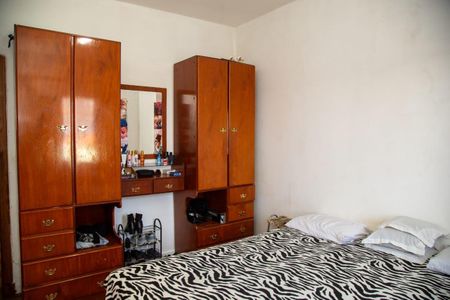 Casa à venda com 3 quartos, 150m² em Jardim Aeroporto, São Paulo