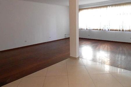 Casa à venda com 3 quartos, 400m² em Parque das Nações, Santo André