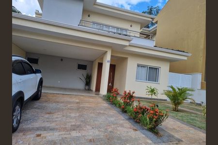 Casa de condomínio à venda com 315m², 4 quartos e 4 vagas