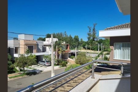 Casa de condomínio à venda com 315m², 4 quartos e 4 vagas