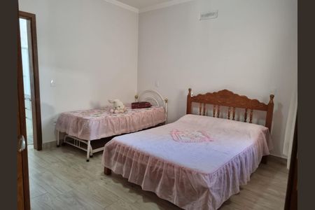 Casa de condomínio à venda com 315m², 4 quartos e 4 vagas