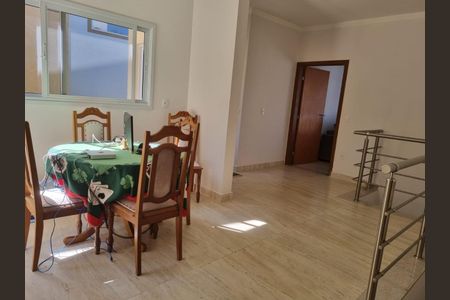 Casa de condomínio à venda com 315m², 4 quartos e 4 vagas