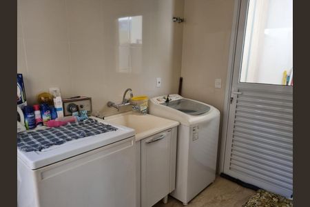 Casa de condomínio à venda com 315m², 4 quartos e 4 vagas