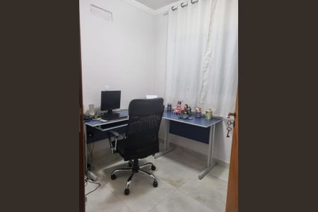 Casa de condomínio à venda com 315m², 4 quartos e 4 vagas