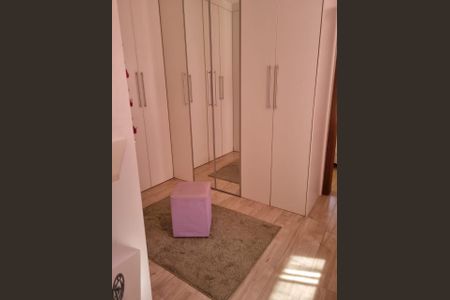 Casa de condomínio à venda com 315m², 4 quartos e 4 vagas